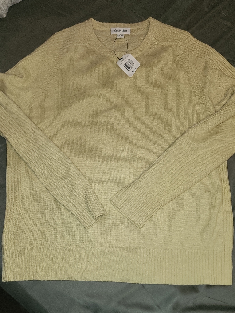 Calvin Klein 100% Cashmere Men’s Crewneck Sweater in Pale Yellow